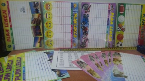 Plan lekcji + tabliczka mnożenia A5 mix 25szt Plan lekcji + tabliczka mnożenia A5 mix 25szt