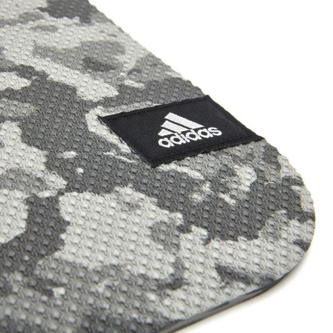 Mata treningowa adidas ADMT-13231GR Mata treningowa adidas ADMT-13231GR