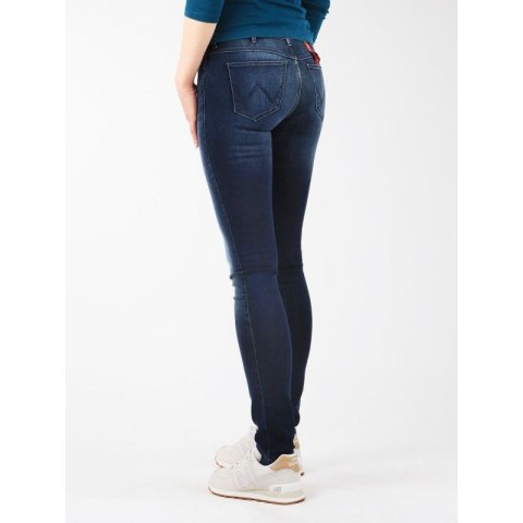 Jeansy Wrangler Jaclyn Dark Lake W W26DU468Y Jeansy Wrangler Jaclyn Dark Lake W W26DU468Y