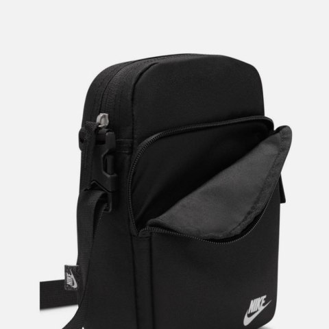 Saszetka Nike Heritage Crossbody Bag DB0456 010 Saszetka Nike Heritage Crossbody Bag DB0456 010