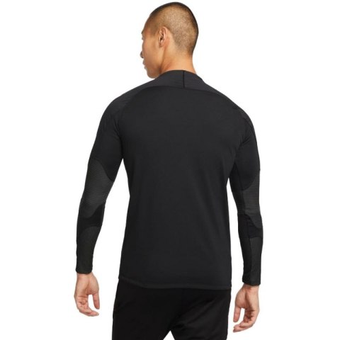 Bluza Nike Techfit Strike Drill Top Winter Warrior M DC9156 010 Bluza Nike Techfit Strike Drill Top Winter Warrior M DC9156 010