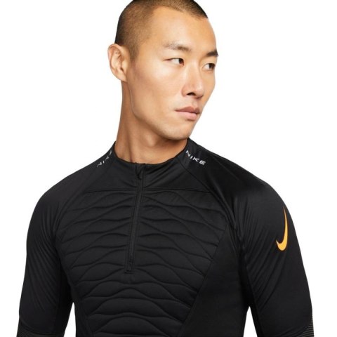 Bluza Nike Techfit Strike Drill Top Winter Warrior M DC9156 010 Bluza Nike Techfit Strike Drill Top Winter Warrior M DC9156 010