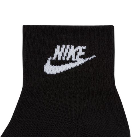 Skarpety Nike Nsw Everyday Essential AN DX5074 010 Skarpety Nike Nsw Everyday Essential AN DX5074 010
