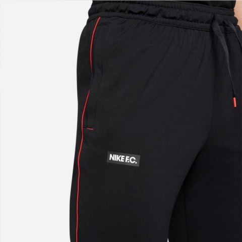 Spodnie Nike Dri-Fit Libero M DH9666 010 Spodnie Nike Dri-Fit Libero M DH9666 010