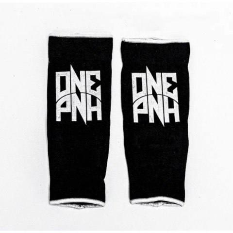 Elastyczny ochraniacz stawu skokowego "ONE PUNCH" 08256-01M Elastyczny ochraniacz stawu skokowego "ONE PUNCH" 08256-01M