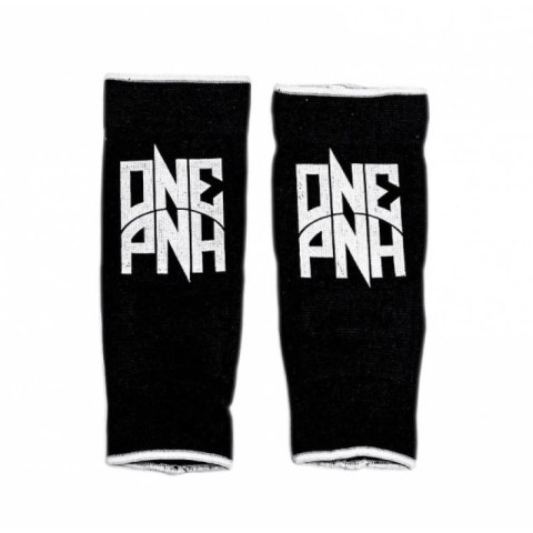 Elastyczny ochraniacz stawu skokowego "ONE PUNCH" 08256-01M Elastyczny ochraniacz stawu skokowego "ONE PUNCH" 08256-01M