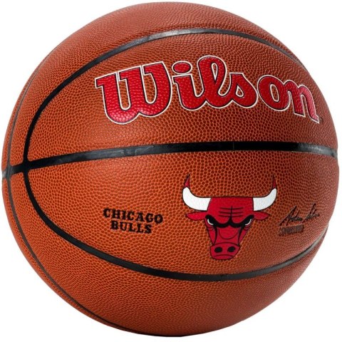 Piłka Wilson Team Alliance Chicago Bulls Ball WTB3100XBCHI Piłka Wilson Team Alliance Chicago Bulls Ball WTB3100XBCHI