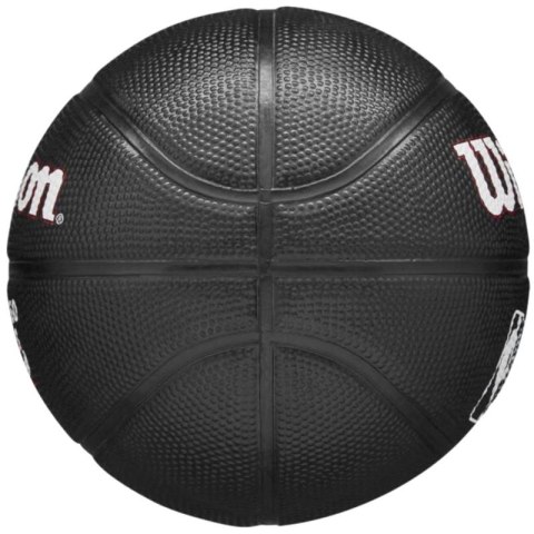 Piłka Wilson Team Tribute Chicago Bulls Mini Ball Jr WZ4017602XB Piłka Wilson Team Tribute Chicago Bulls Mini Ball Jr WZ4017602XB
