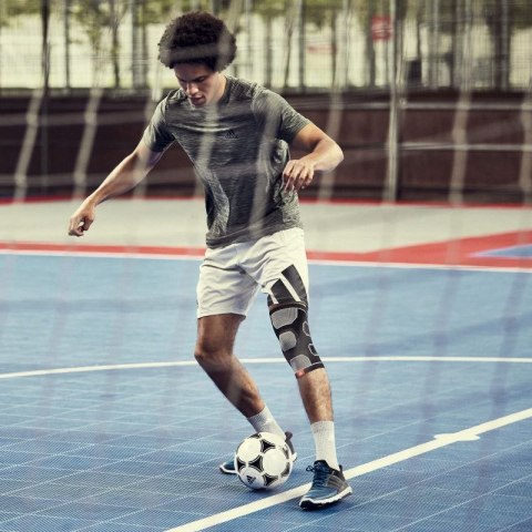 Opaska stabilizująca kolano adidas S ADSU-12521BK Opaska stabilizująca kolano adidas S ADSU-12521BK