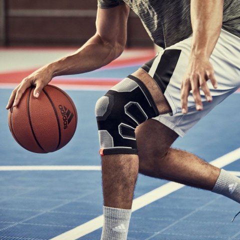Opaska stabilizująca kolano adidas S ADSU-12521BK Opaska stabilizująca kolano adidas S ADSU-12521BK