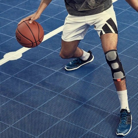 Opaska stabilizująca kolano adidas S ADSU-12521BK Opaska stabilizująca kolano adidas S ADSU-12521BK