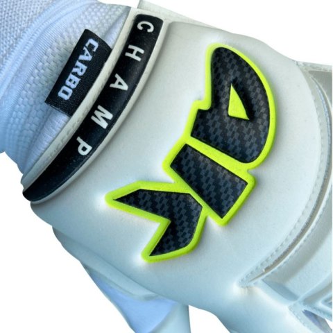 Rękawice bramkarskie 4keepers Champ Carbo VI RF2G M S906425 Rękawice bramkarskie 4keepers Champ Carbo VI RF2G M S906425