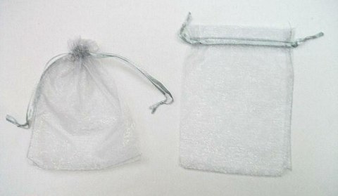 Torebki z materiału 12 x 15 cm srebrne 12szt Tort-0039srebro Torebki z materiału 12 x 15 cm srebrne 12szt Tort-0039srebro