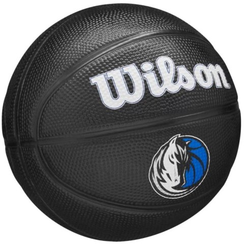 Piłka do koszykówki Wilson Team Tribute Dallas Mavericks Mini Ball WZ4017609XB Piłka do koszykówki Wilson Team Tribute Dallas Mavericks Mini Ball WZ4017609XB