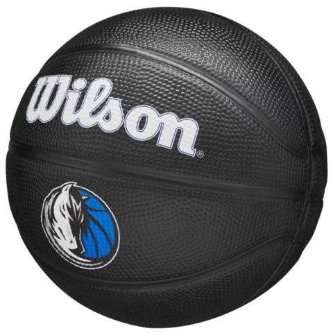 Piłka do koszykówki Wilson Team Tribute Dallas Mavericks Mini Ball WZ4017609XB Piłka do koszykówki Wilson Team Tribute Dallas Mavericks Mini Ball WZ4017609XB
