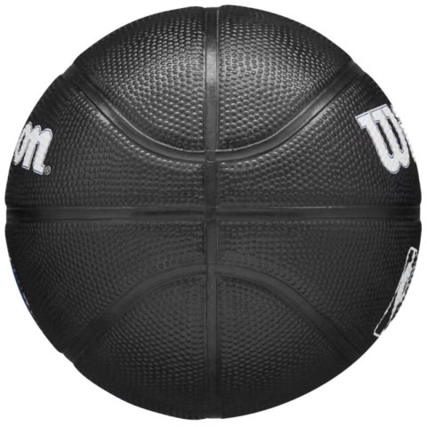 Piłka do koszykówki Wilson Team Tribute Dallas Mavericks Mini Ball WZ4017609XB Piłka do koszykówki Wilson Team Tribute Dallas Mavericks Mini Ball WZ4017609XB