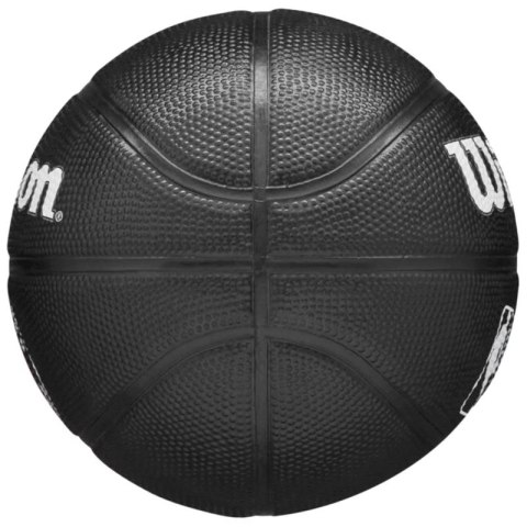 Piłka do koszykówki Wilson Team Tribute Toronto Raptors Mini Ball WZ4017608XB Piłka do koszykówki Wilson Team Tribute Toronto Raptors Mini Ball WZ4017608XB