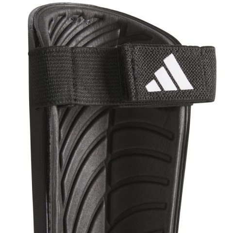Ochraniacze piłkarskie adidas Tiro Training IP3998 Ochraniacze piłkarskie adidas Tiro Training IP3998