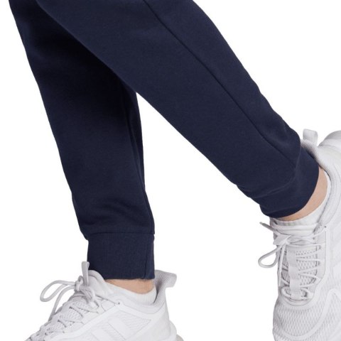 Dres adidas Basic 3-Stripes Fleece M IJ6064 Dres adidas Basic 3-Stripes Fleece M IJ6064