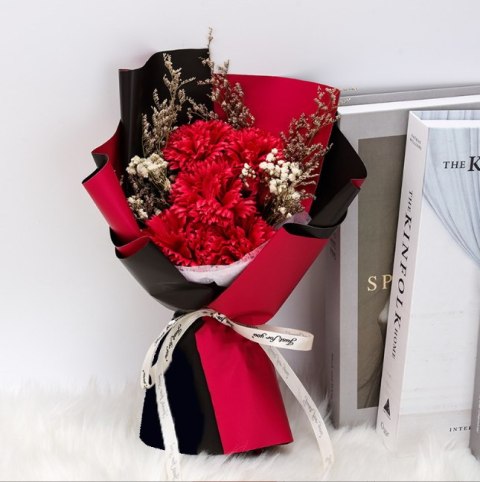 Bukiet GOŹDZIKI 30 cm - upominek VMI-104 Bukiet GOŹDZIKI 30 cm - upominek VMI-104