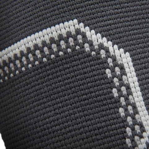 Opaska adidas na nadgarstek M ADSU-12542BK Opaska adidas na nadgarstek M ADSU-12542BK