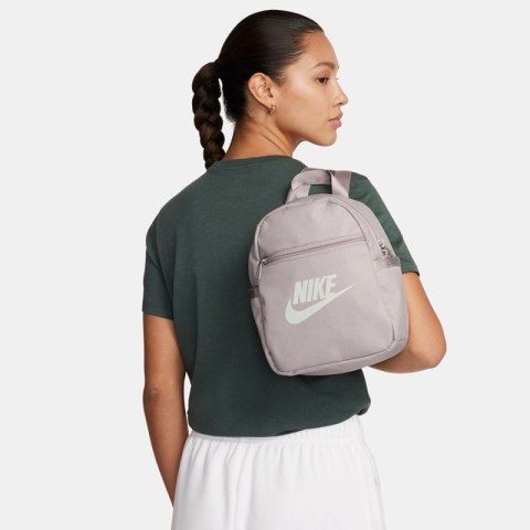 Plecak Nike Sportswear Futura 365 Mini CW9301-019 Plecak Nike Sportswear Futura 365 Mini CW9301-019