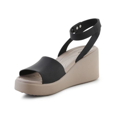 Sandały Crocs Brooklyn Ankle Strap Wedge W 209406-07H Sandały Crocs Brooklyn Ankle Strap Wedge W 209406-07H