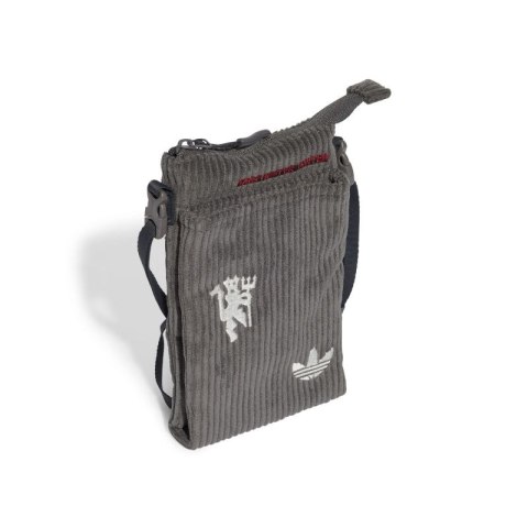 Saszetka adidas Manchester United JF8350 Saszetka adidas Manchester United JF8350