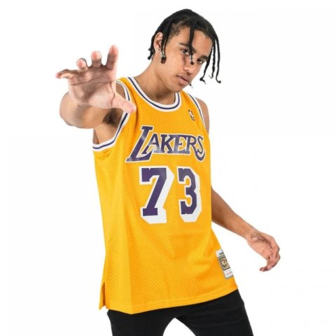 Koszulka Mitchell & Ness Los Angeles Lakers NBA Swingman Jersey Lakers 1998 Dennis Rodman M SMJYCP20064-LALGOLD98DRD Koszulka Mitchell & Ness Los Angeles Lakers NBA Swingman Jersey Lakers 1998 Dennis Rodman M SMJYCP20064-LALGOLD98DRD
