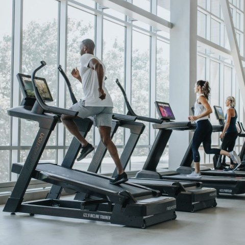 Bieżnia elektryczna Freemotion Incline Trainer i22.9 FMTK74819K2 Bieżnia elektryczna Freemotion Incline Trainer i22.9 FMTK74819K2