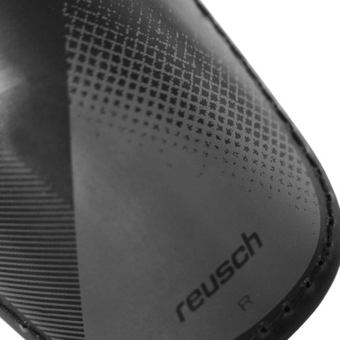 Ochraniacze piłkarskie Reusch Shin Guard Compact Lite 5577047 7060 Ochraniacze piłkarskie Reusch Shin Guard Compact Lite 5577047 7060