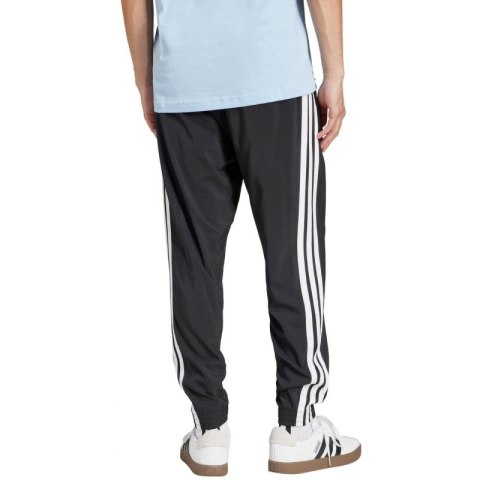 Spodnie adidas Essentials 3-Stripes Woven M IM7841