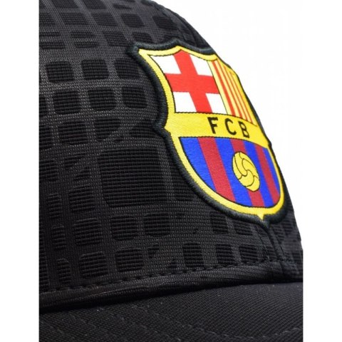 Czapka z daszkiem FC Barcelona bejsbolówka Cap Cross Black FCB 5001GEXNN Czapka z daszkiem FC Barcelona bejsbolówka Cap Cross Black FCB 5001GEXNN