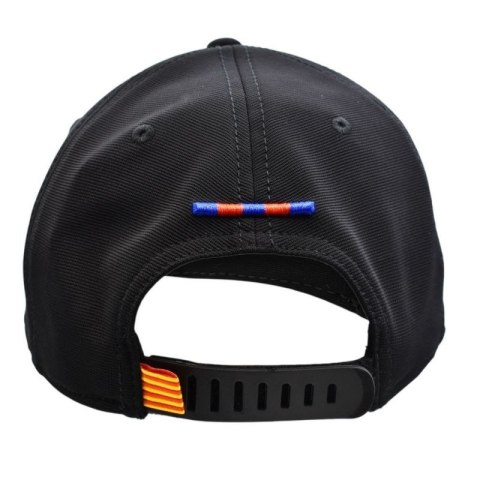 Czapka z daszkiem FC Barcelona bejsbolówka Cap Cross Black FCB 5001GEXNN Czapka z daszkiem FC Barcelona bejsbolówka Cap Cross Black FCB 5001GEXNN