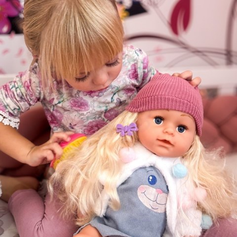 WOOPIE ROYAL Lalka Interaktywna Zosia w Czapce 43 cm + Akc. WOOPIE ROYAL Lalka Interaktywna Zosia w Czapce 43 cm + Akc.