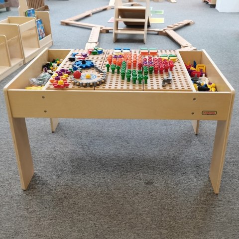 MASTERKIDZ Drewniany Stół Edukacyjny + AKCESORIA STEM WALL MASTERKIDZ Drewniany Stół Edukacyjny + AKCESORIA STEM WALL