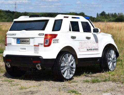 MEGA POLICJA Z MEGAFONEM I RADIEM, MIĘKKIE KOŁA/9935 MEGA POLICJA Z MEGAFONEM I RADIEM, MIĘKKIE KOŁA/9935
