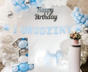 Girlanda papierowa "1 URODZINY" niebieska 1,5 m. BF-BURN Girlanda papierowa "1 URODZINY" niebieska 1,5 m. BF-BURN