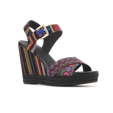 Buty na koturnie Geox W D82P6G 000AW C0042 Buty na koturnie Geox W D82P6G 000AW C0042