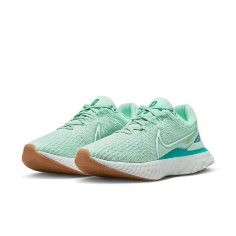 Buty Nike React Infinity Run Flyknit 3 W DD3024-301 Buty Nike React Infinity Run Flyknit 3 W DD3024-301