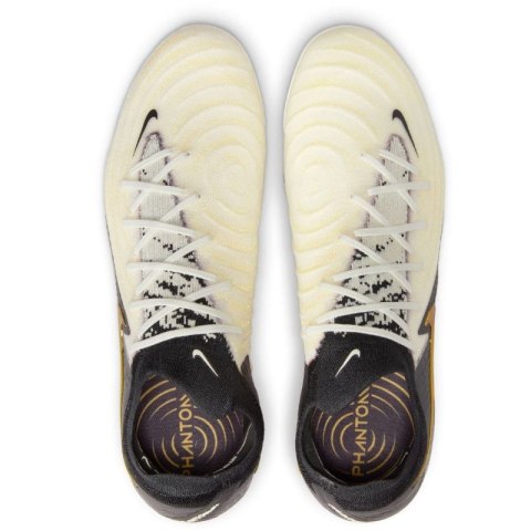 Buty piłkarskie Nike Phantom GX II Elite SG M FJ2586-100 Buty piłkarskie Nike Phantom GX II Elite SG M FJ2586-100