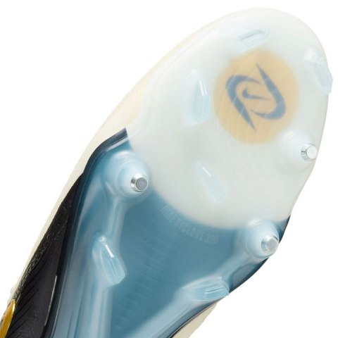 Buty piłkarskie Nike Phantom GX II Elite SG M FJ2586-100 Buty piłkarskie Nike Phantom GX II Elite SG M FJ2586-100