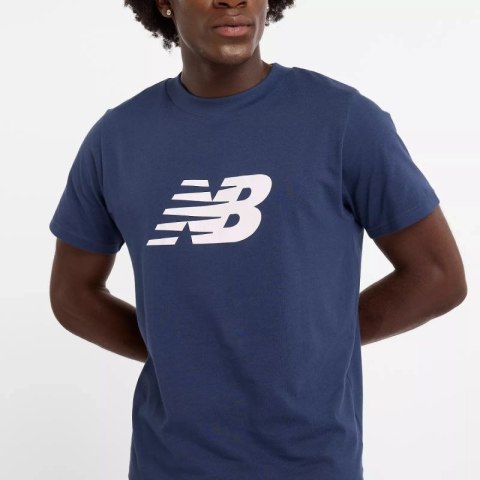 Koszulka New Balance S/S Sport Graphic V Flying M MT43906NNY Koszulka New Balance S/S Sport Graphic V Flying M MT43906NNY