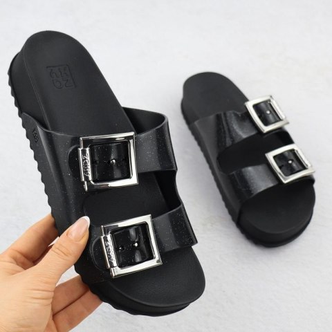 Klapki Zaxy RR285058 W INT2135C Klapki Zaxy RR285058 W INT2135C