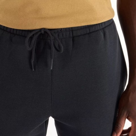 Spodnie New Balance Sport Fleece Jogger M MP43904BK Spodnie New Balance Sport Fleece Jogger M MP43904BK