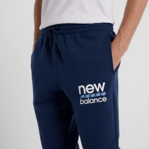 Spodnie New Balance Sport Graphic Fleece Jogger M MP51940NNY Spodnie New Balance Sport Graphic Fleece Jogger M MP51940NNY