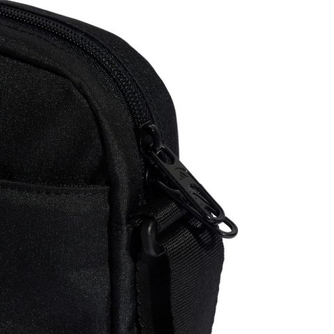 Saszetka adidas Classic House of Tiro Graphic JY3926 Saszetka adidas Classic House of Tiro Graphic JY3926