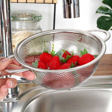 Cedzak kuchenny durszlak stalowy ANETT 16,5 cm Cedzak kuchenny durszlak stalowy ANETT 16,5 cm