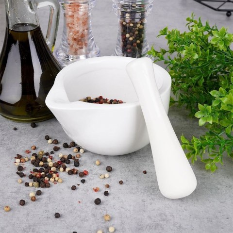 Moździerz do przypraw porcelanowy biały Moździerz do przypraw porcelanowy biały