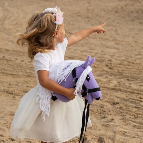 Hobby Horse Skippi A5 - lekki koń na kiju - lawendowy liliowy fioletowy Hobby Horse Skippi A5 - lekki koń na kiju - lawendowy liliowy fioletowy